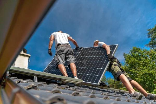 From Consultation to Installation: Solar Services Simplified